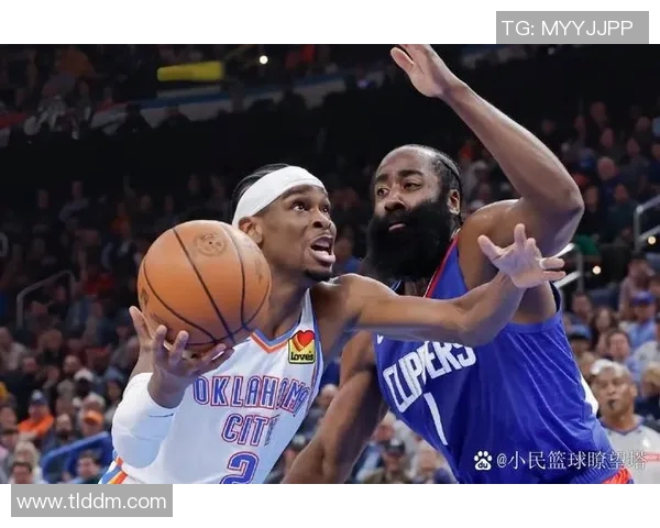 2012年NBA季后赛湖人与雷霆第二场激战回顾与精彩瞬间分析