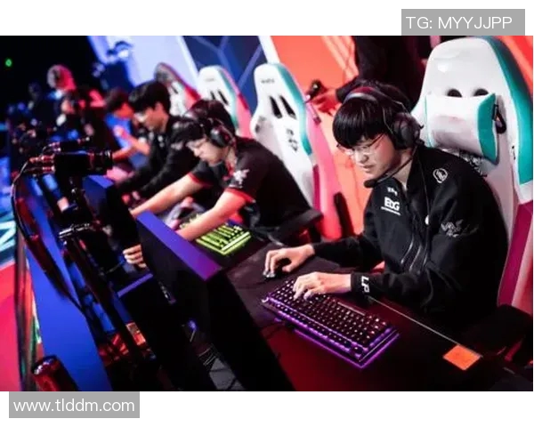 EDG战队在DOTA2中的节奏掌控与战术分析探讨